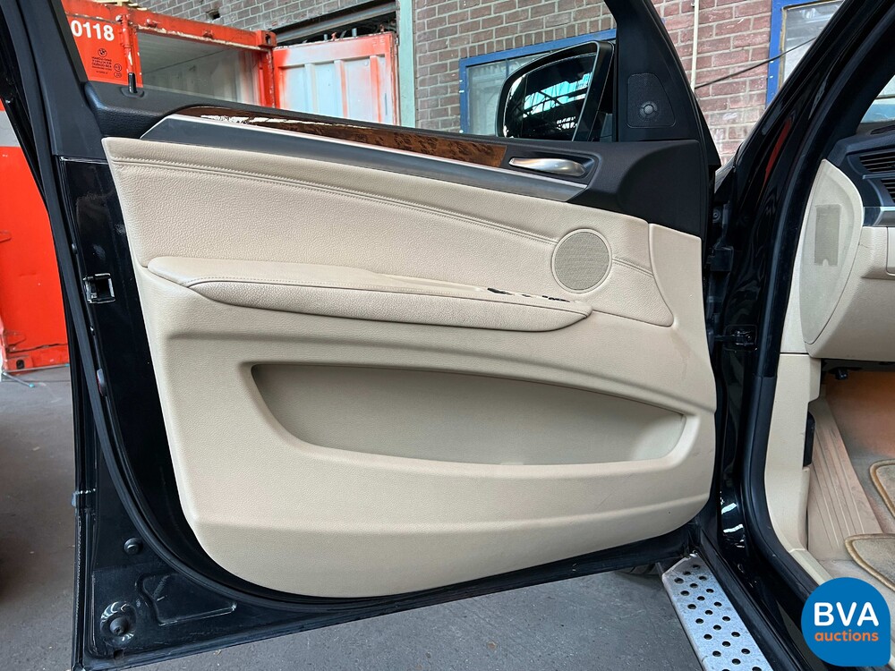 BMW X5 xDrive 48i 7Persoons 355pk 2007, 05-KTN-3