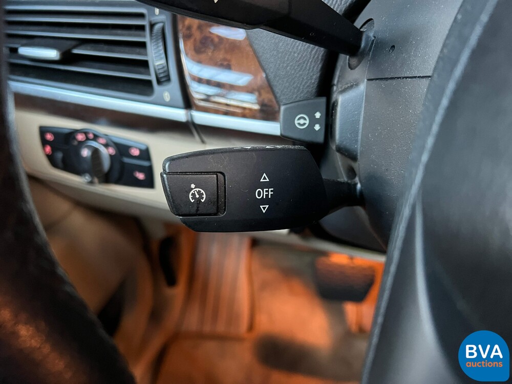 BMW X5 xDrive 48i 7Persoons 355pk 2007, 05-KTN-3