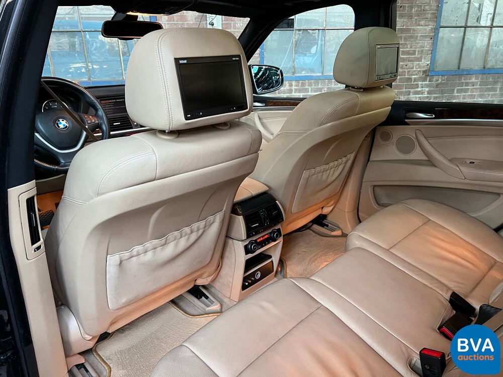 BMW X5 xDrive 48i 7Persoons 355pk 2007, 05-KTN-3