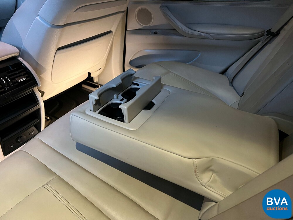 BMW X5 40d xDrive High Executive 313pk 2014, KZ-214-S