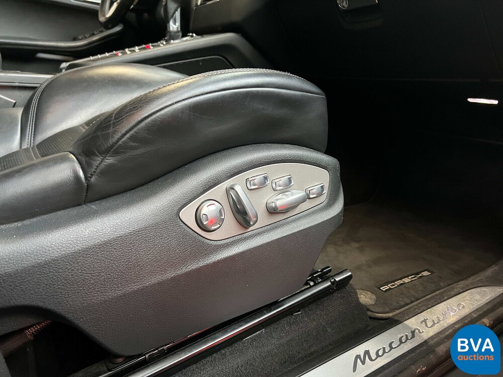 Porsche Macan Turbo 3.6 400pk 2015 -Org NL-, 4-ZSP-38