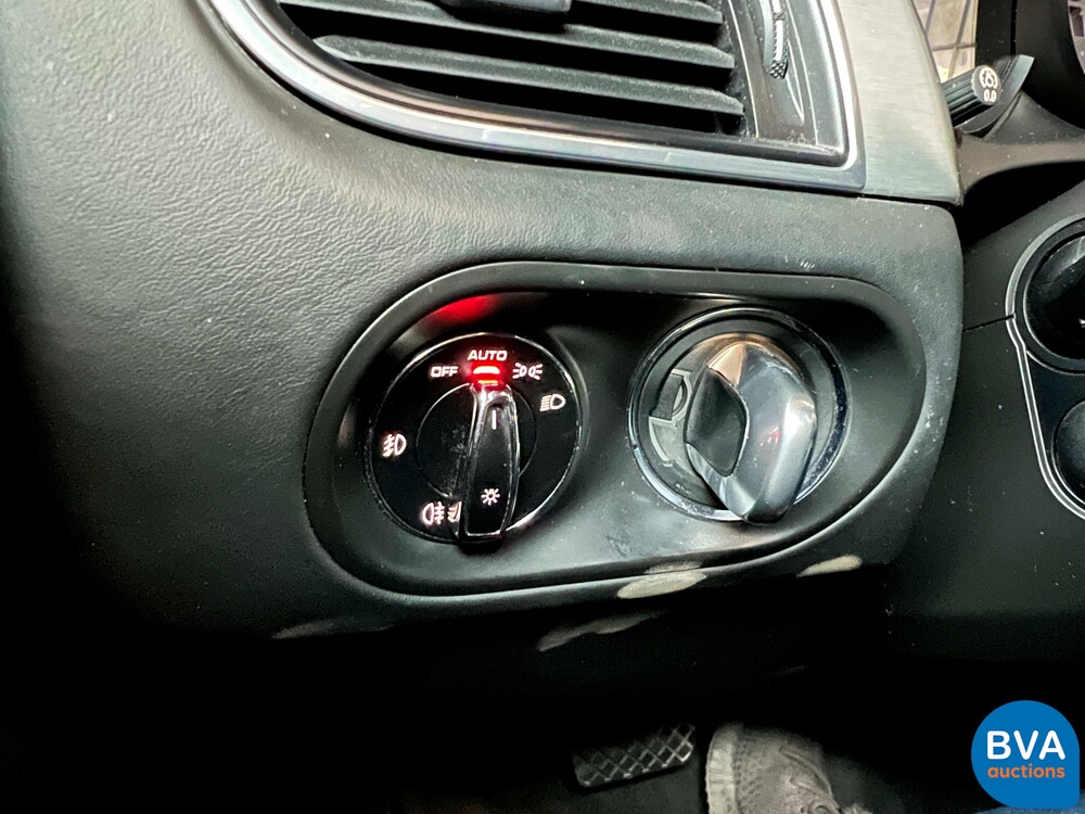 Porsche Macan Turbo 3.6 400pk 2015 -Org NL-, 4-ZSP-38