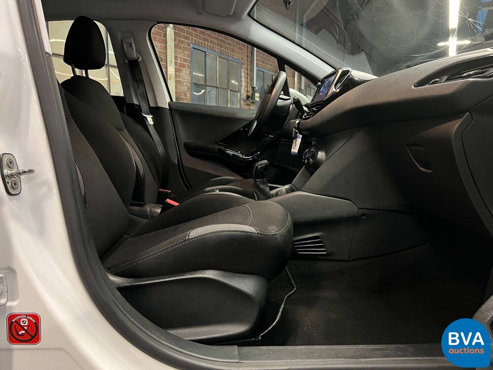 Peugeot 208 1.2 PureTech Active 82pk 2016, KJ-210-S