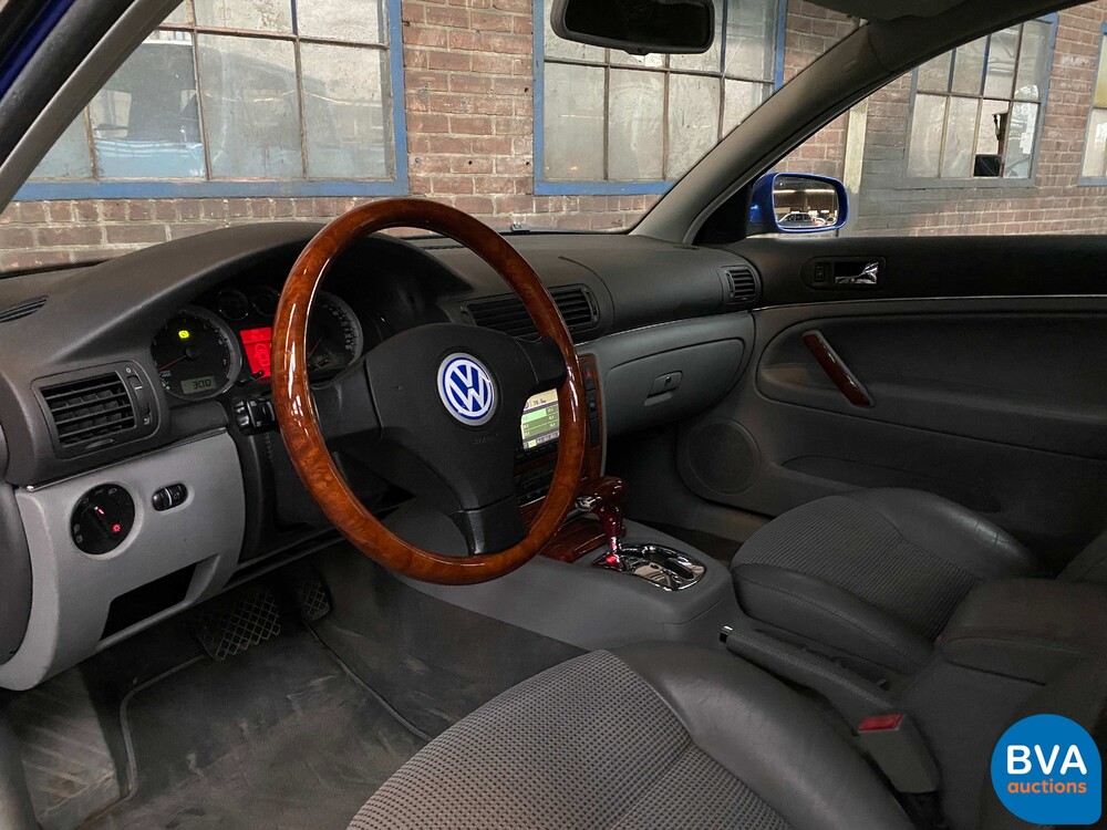 Volkswagen Passat Variant W8 4Motion 275pk 2002 -Youngtimer-