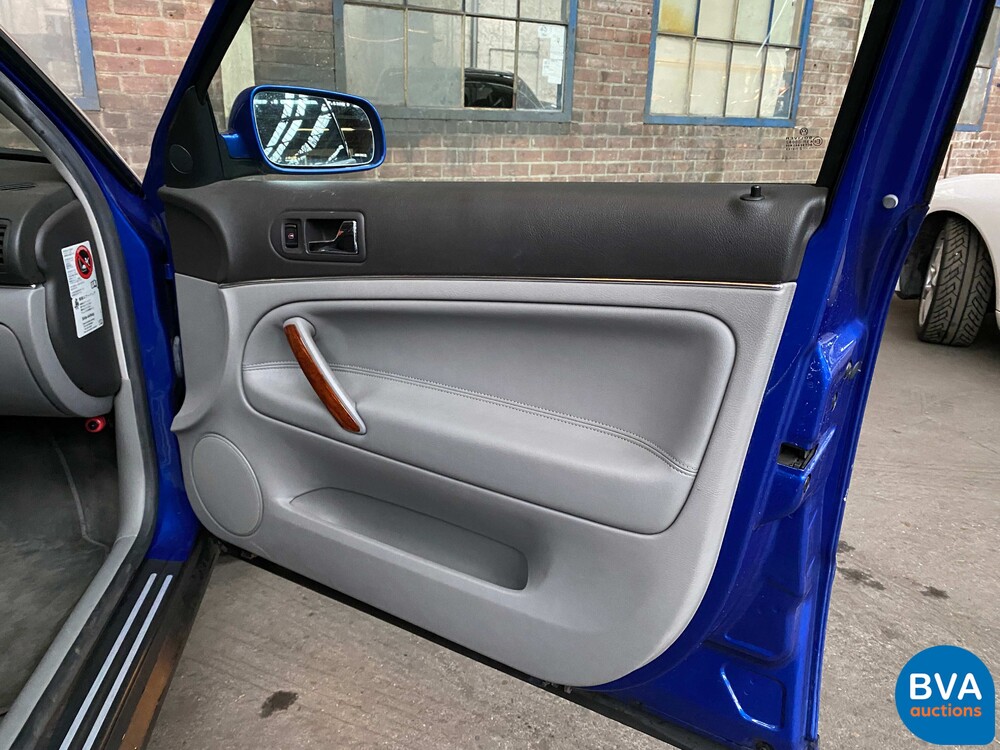 Volkswagen Passat Variant W8 4Motion 275pk 2002 -Youngtimer-