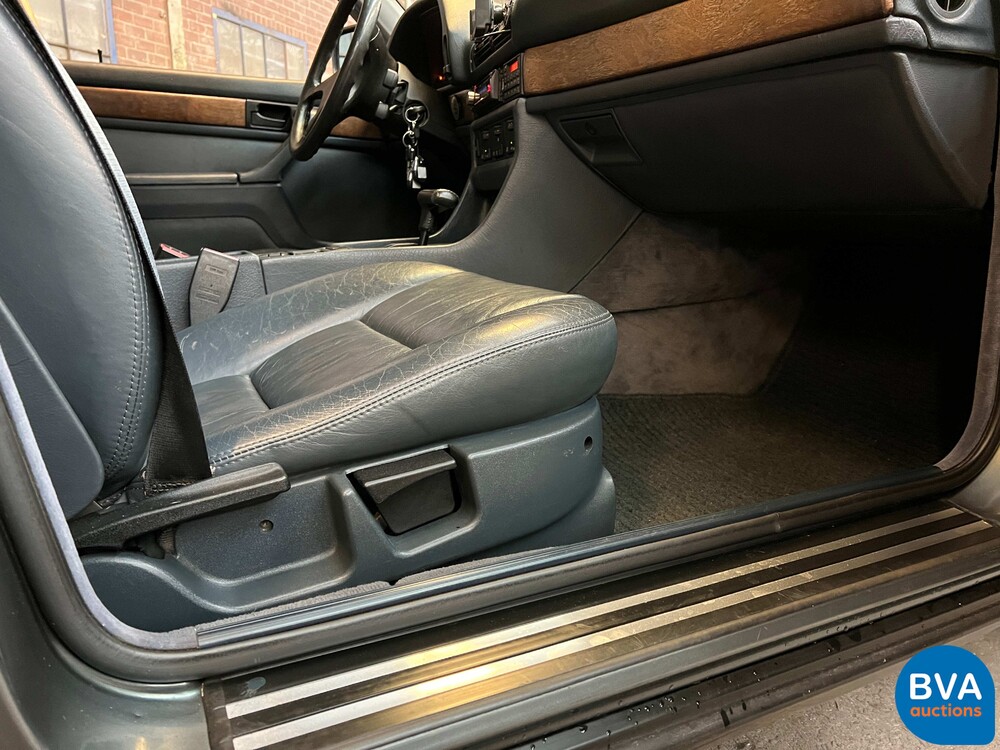 BMW 730iA E32 7-series 188hp 1987, ZG-687-B.