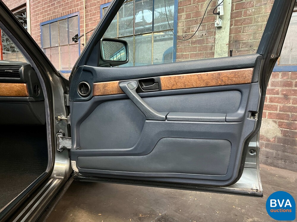 BMW 730iA E32 7-series 188hp 1987, ZG-687-B.