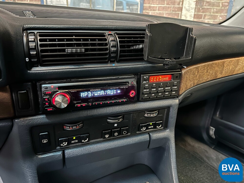 BMW 730iA E32 7-series 188hp 1987, ZG-687-B.