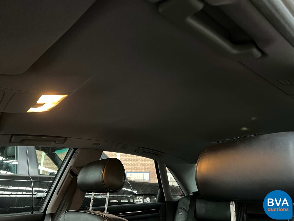 Audi A8 2.8 5V quattro Exclusive 193pk 2002 -Org. NL-, 21-JZ-DK