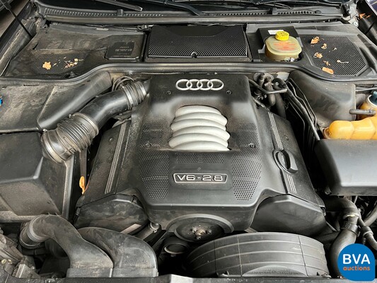 Audi A8 2.8 5V quattro Exclusive 193pk 2002 -Org. NL-, 21-JZ-DK.