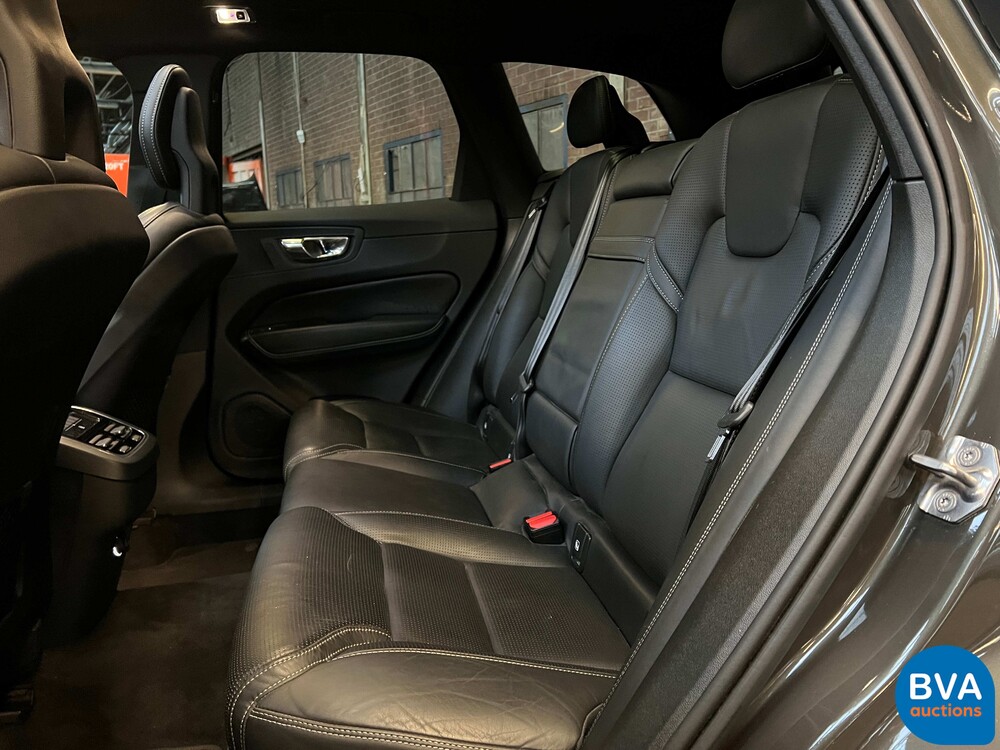 Volvo XC60 D5 AWD Inscription 235pk 2019 -Org. NL-, XZ-722-T