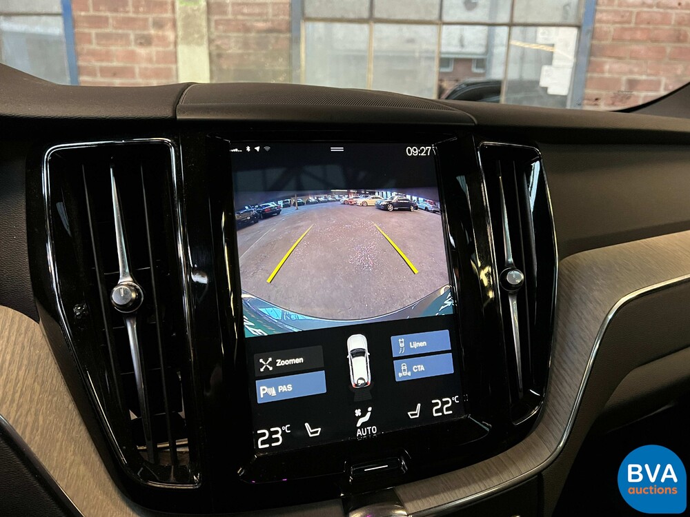 Volvo XC60 D5 AWD Inscription 235pk 2019 -Org. NL-, XZ-722-T