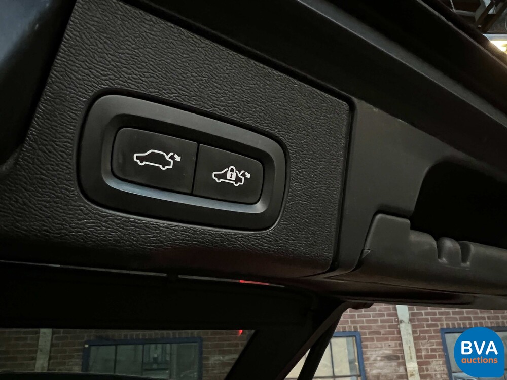 Volvo XC60 D5 AWD Inscription 235pk 2019 -Org. NL-, XZ-722-T