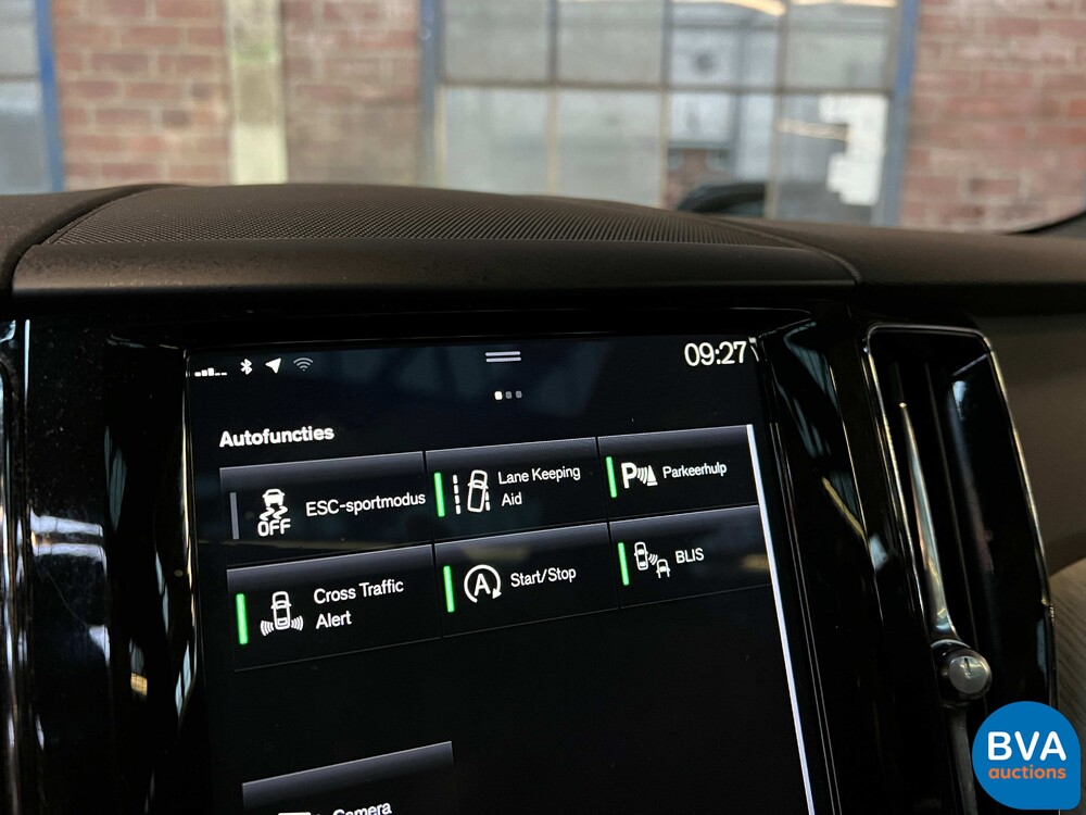 Volvo XC60 D5 AWD Inscription 235pk 2019 -Org. NL-, XZ-722-T