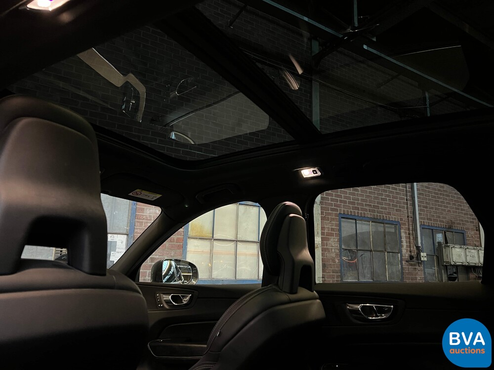 Volvo XC60 D5 AWD Inscription 235pk 2019 -Org. NL-, XZ-722-T
