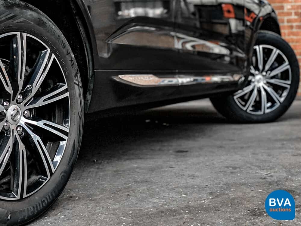 Volvo XC60 D5 AWD Inscription 235pk 2019 -Org. NL-, XZ-722-T