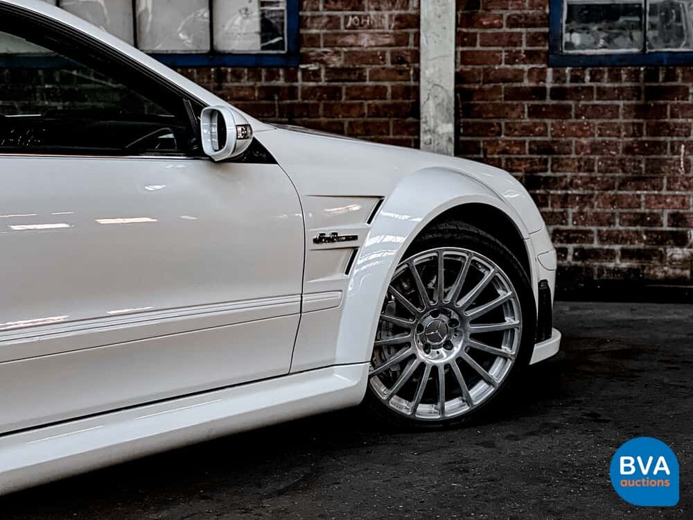 Mercedes-Benz CLK63 AMG BLACK SERIES 507pk 2007 (1 of 500, worldwide)