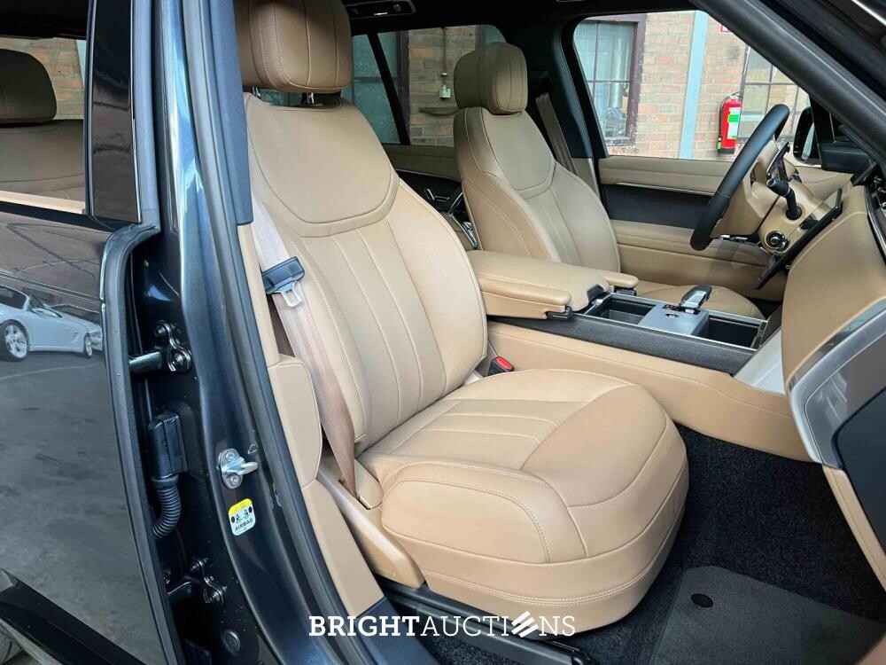 Land Rover Range Rover P460e HSE AWD 460pk 2025 -MY26- (Origineel-NL) Plug-In Hybrid, HSF-72-F Fabrieksgarantie