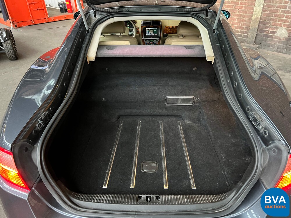 Jaguar XK 4.2 V8 Coupé 298pk 2007, XT-682-T