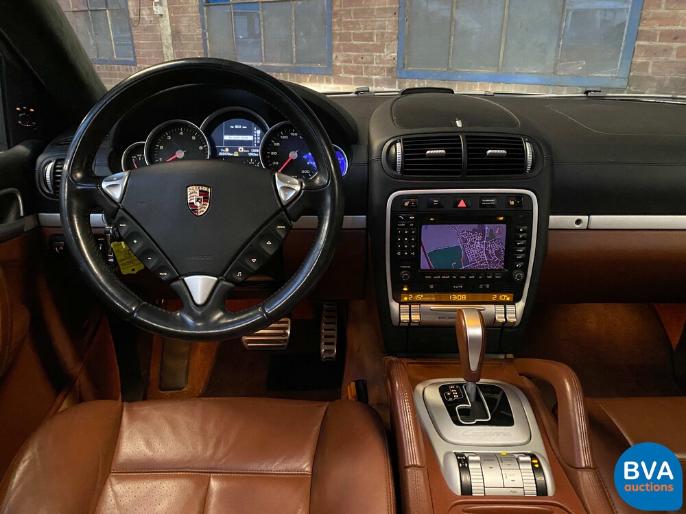 Porsche Cayenne 4.8 Turbo 500pk 2007 -Org. NL-, 56-XG-TV