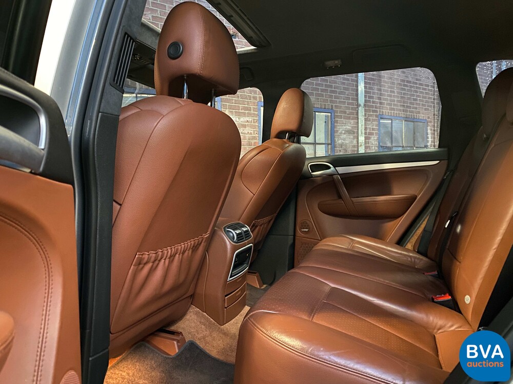 Porsche Cayenne 4.8 Turbo 500pk 2007 -Org. NL-, 56-XG-TV