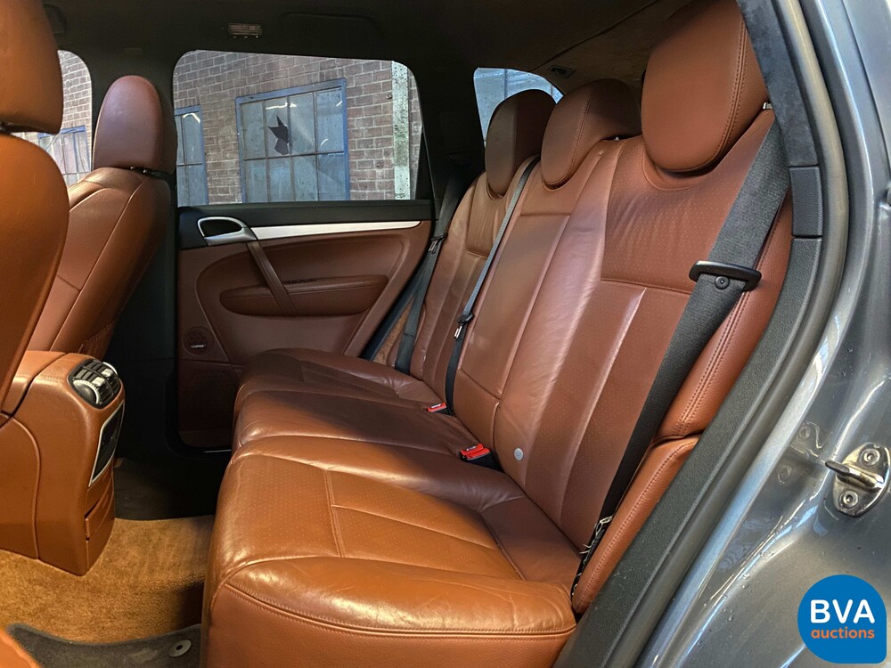 Porsche Cayenne 4.8 Turbo 500pk 2007 -Org. NL-, 56-XG-TV