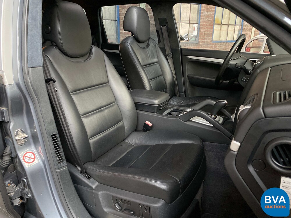 Porsche Cayenne turbo 4.5 V8 450pk 2003 -YOUNGTIMER-