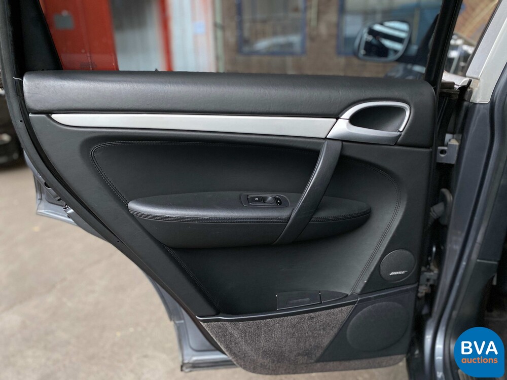 Porsche Cayenne turbo 4.5 V8 450pk 2003 -YOUNGTIMER-