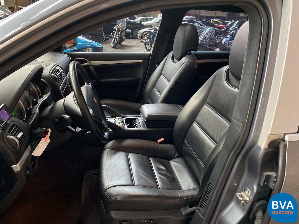 Porsche Cayenne turbo 4.5 V8 450pk 2003 -YOUNGTIMER-