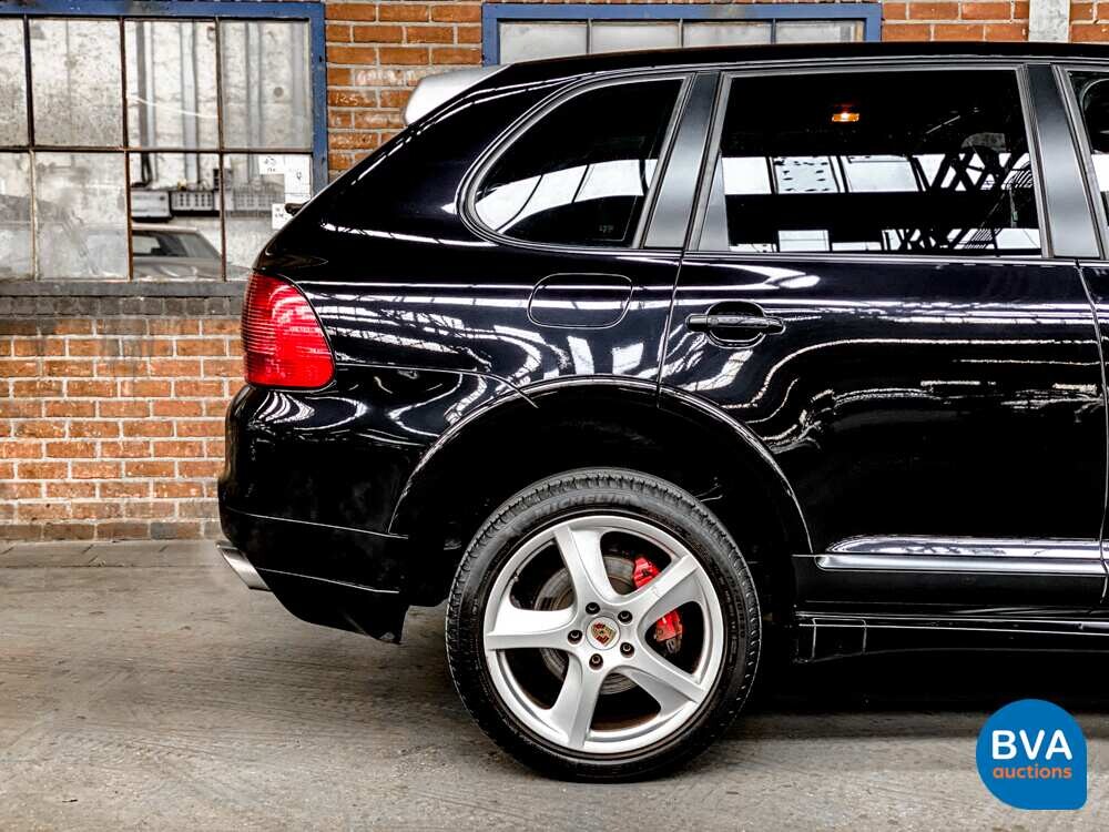 Porsche Cayenne Turbo 4.5 V8 450pk 2005 -YOUNGTIMER-