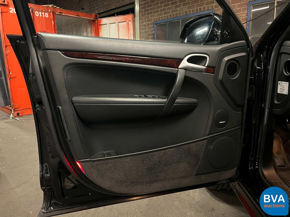 Porsche Cayenne Turbo 4.5 V8 450pk 2005 -YOUNGTIMER-