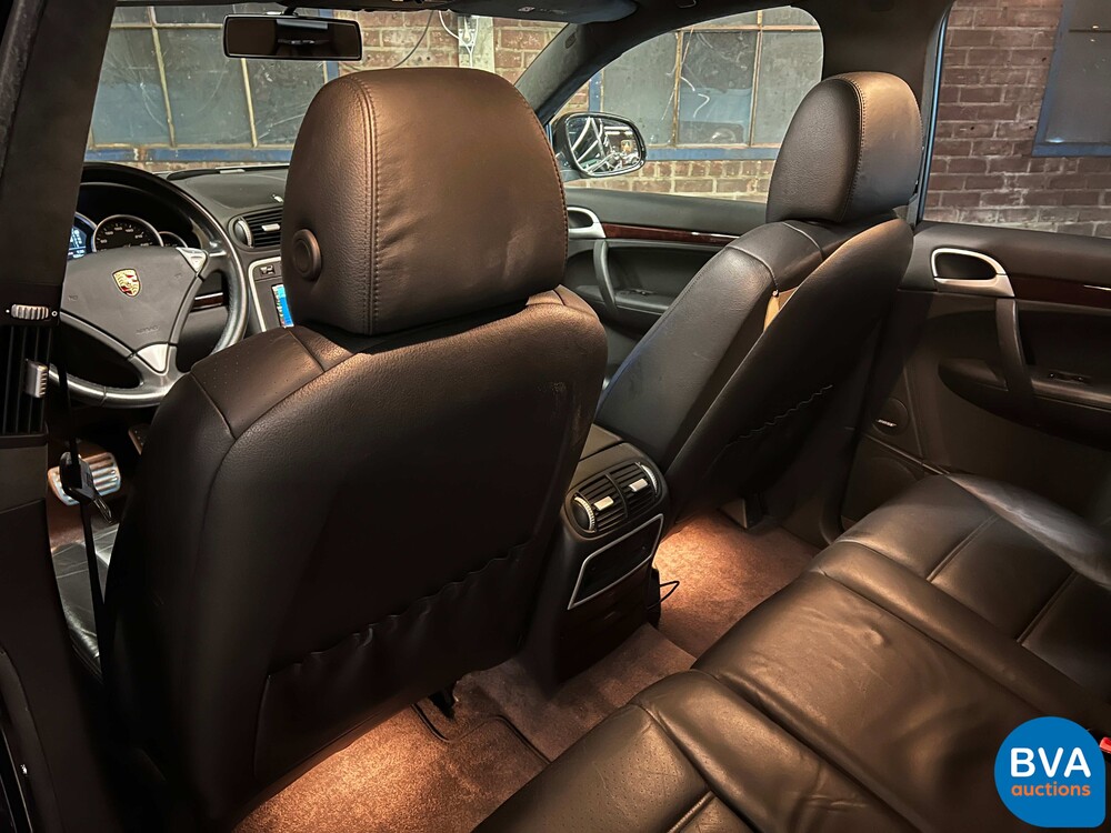 Porsche Cayenne Turbo 4.5 V8 450pk 2005 -YOUNGTIMER-