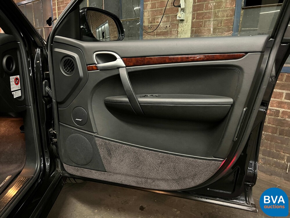 Porsche Cayenne Turbo 4.5 V8 450pk 2005 -YOUNGTIMER-