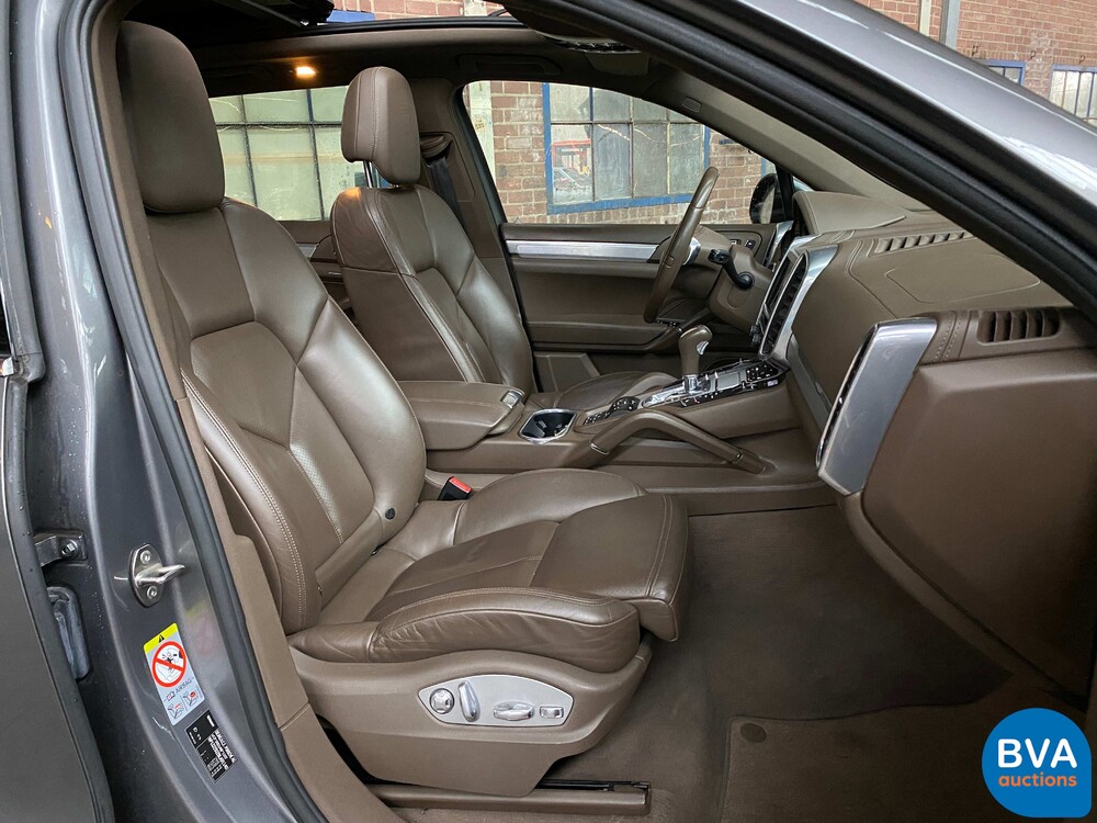 Porsche Cayenne 3.0 S Hybrid 380pk 2010 NW-MODEL, 8-TNP-79