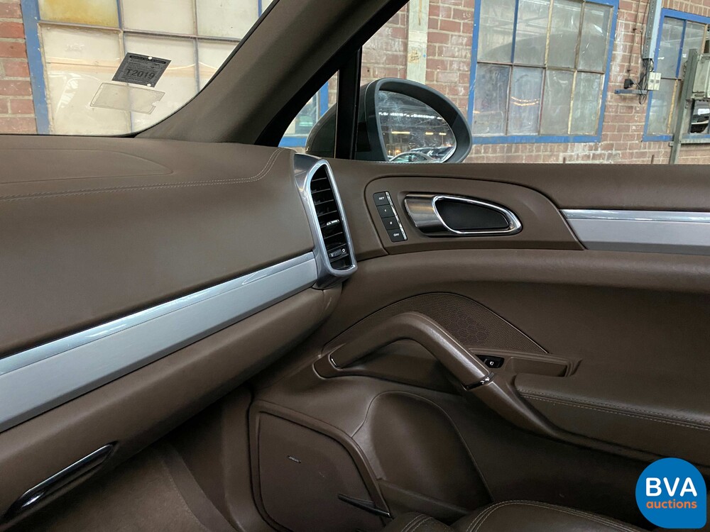 Porsche Cayenne 3.0 S Hybrid 380pk 2010 NW-MODEL, 8-TNP-79
