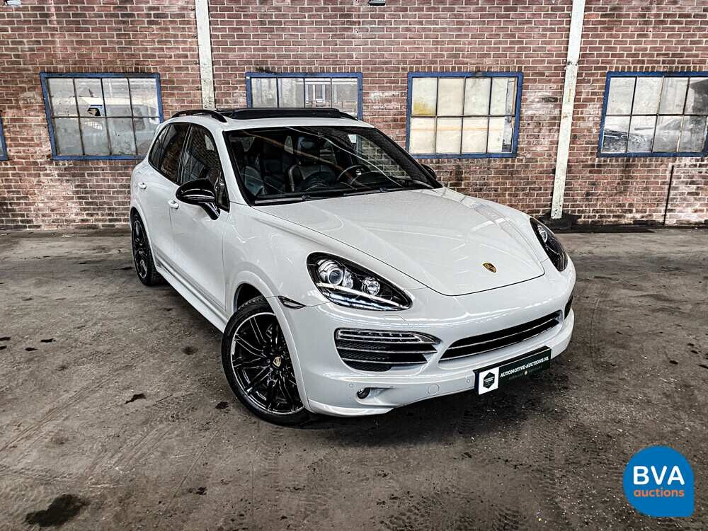 Porsche Cayenne S 4.8 Sportchrono 400pk 2013, JP-842-T