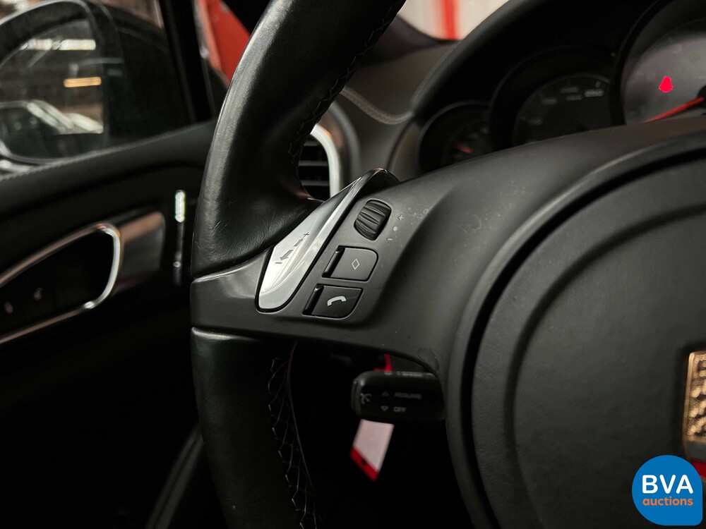 Porsche Cayenne S 4.8 Sportchrono 400pk 2013, JP-842-T