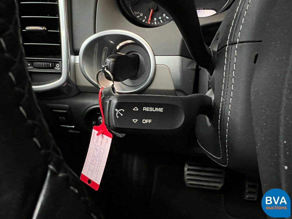 Porsche Cayenne S 4.8 Sportchrono 400pk 2013, JP-842-T