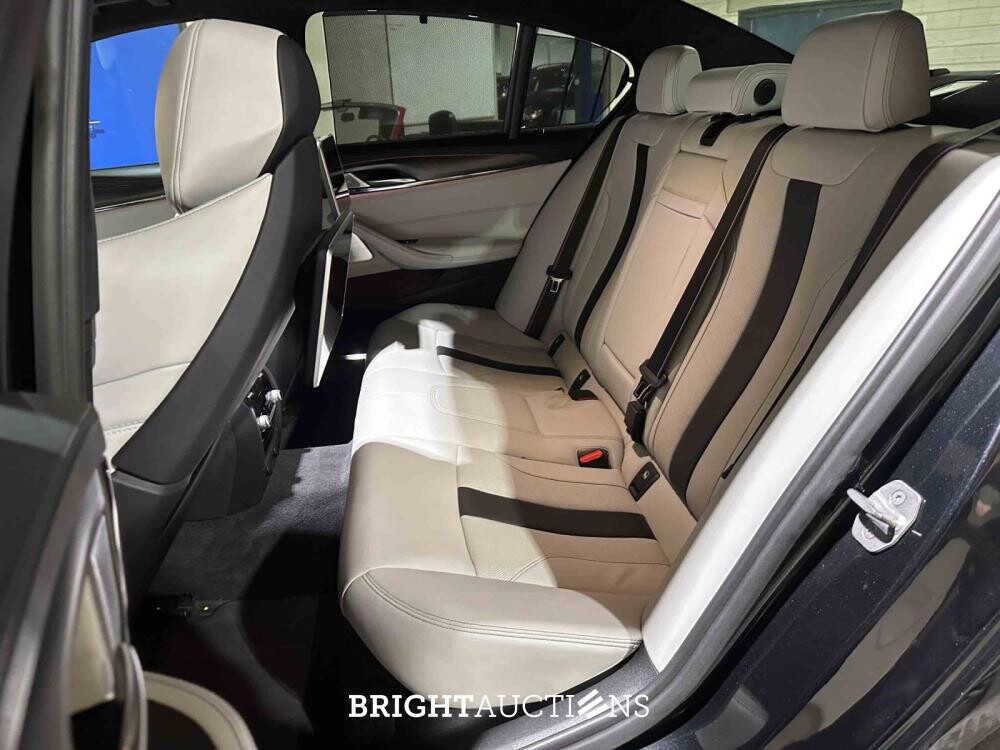 BMW M5 4.4 V8 600pk 2018 F90 5-serie, G-815-VL