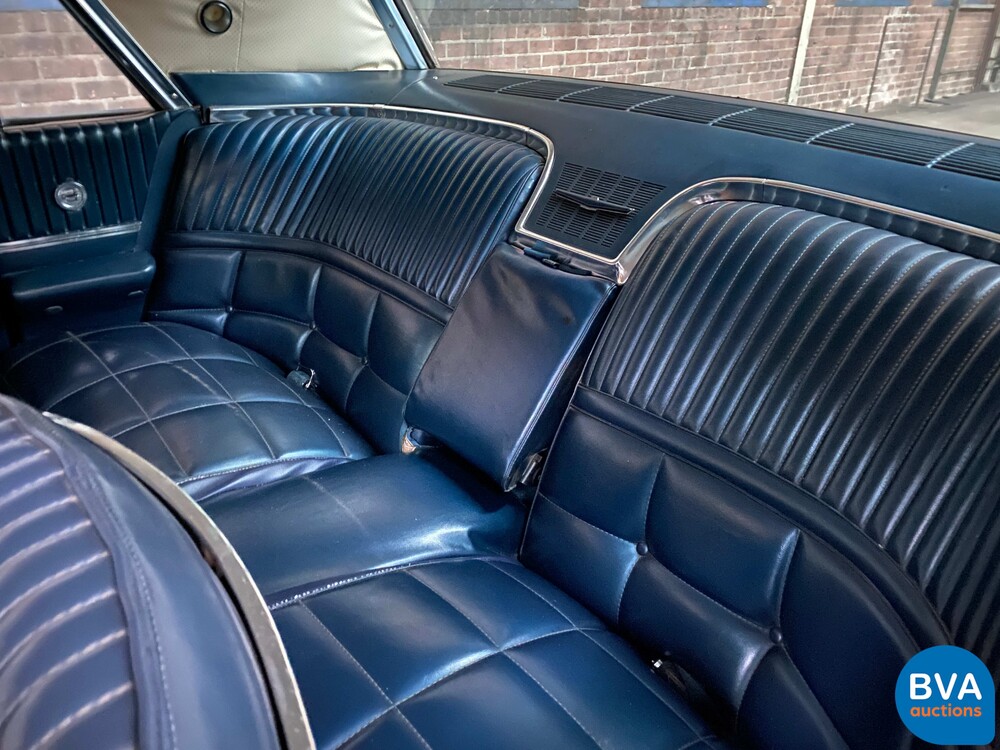 Ford Thunderbird 6.6 V8 310pk 1966,  AH-81-18