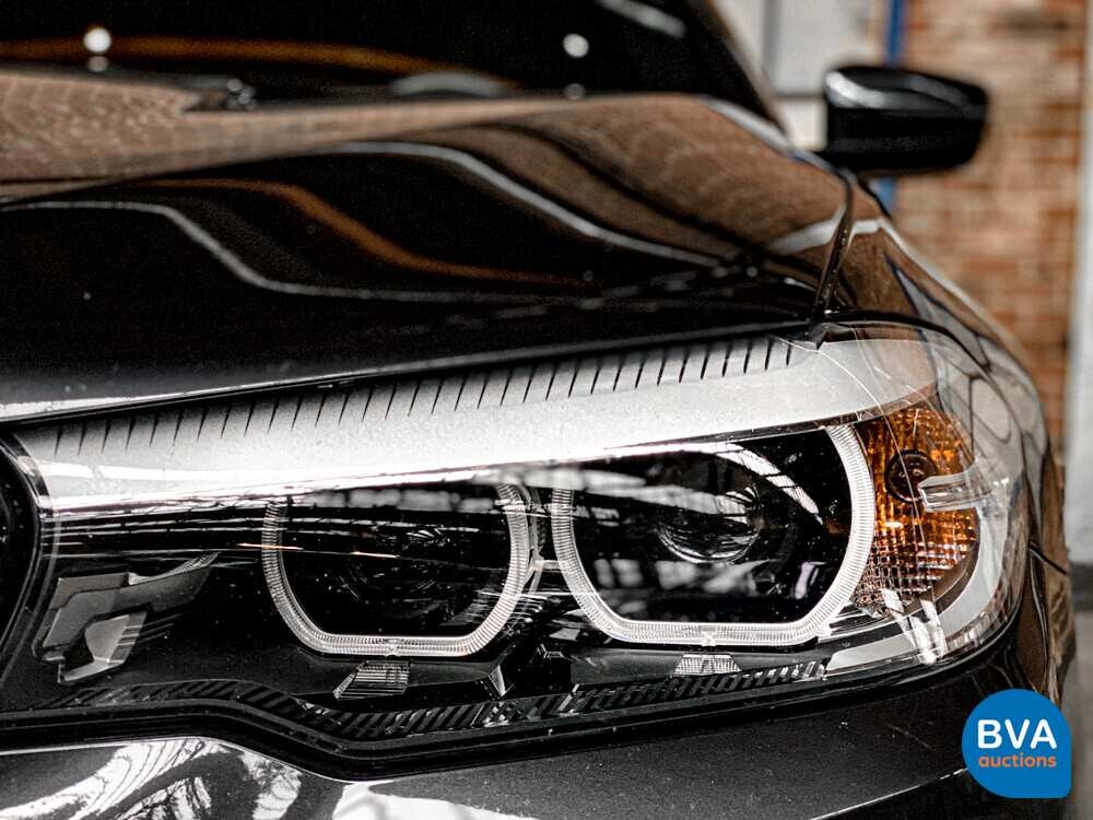 BMW 530d 5-serie Touring High Executive M-sport 265pk 2018