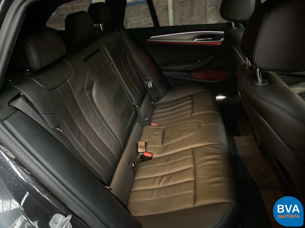 BMW 530d 5-serie Touring High Executive M-sport 265pk 2018