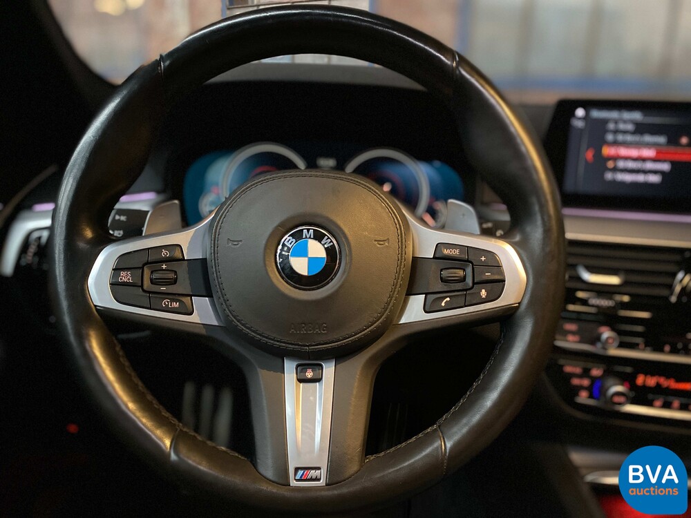 BMW 530d 5-serie Touring High Executive M-sport 265pk 2018