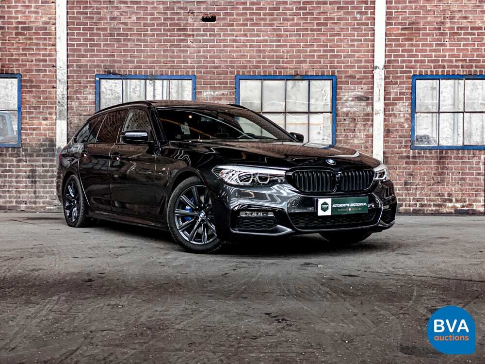 BMW 530d 5-serie Touring High Executive M-sport 265pk 2018