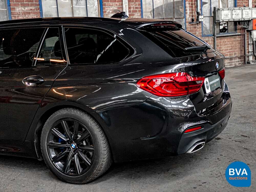 BMW 530d 5-serie Touring High Executive M-sport 265pk 2018