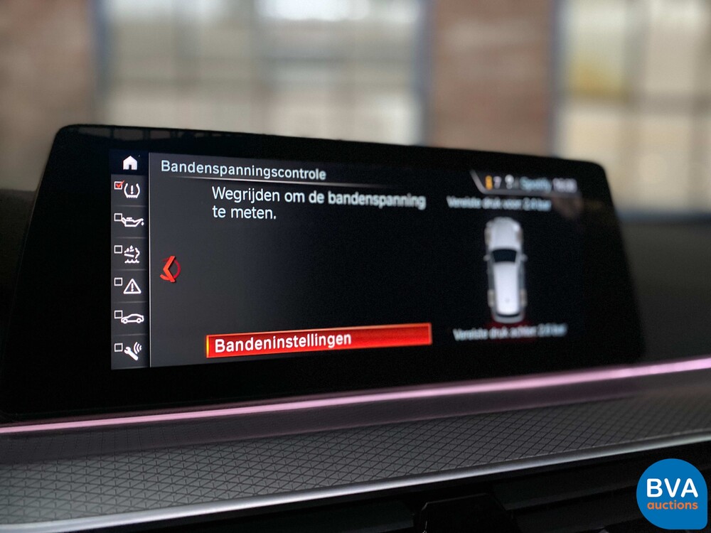 BMW 530d 5-serie Touring High Executive M-sport 265pk 2018