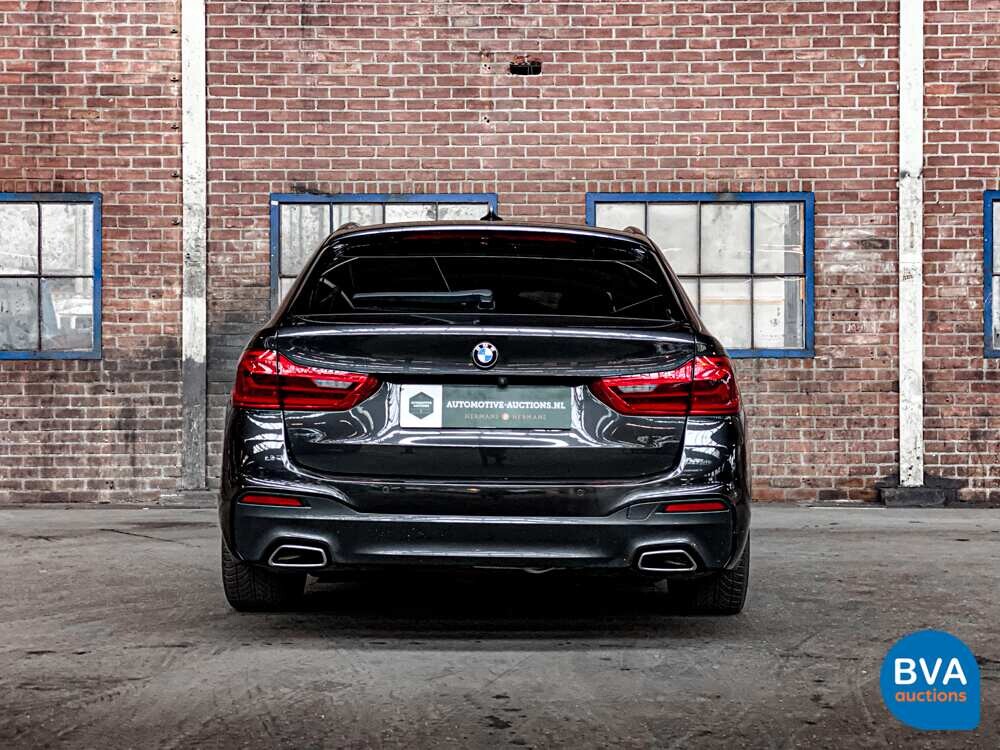 BMW 530d 5-serie Touring High Executive M-sport 265pk 2018