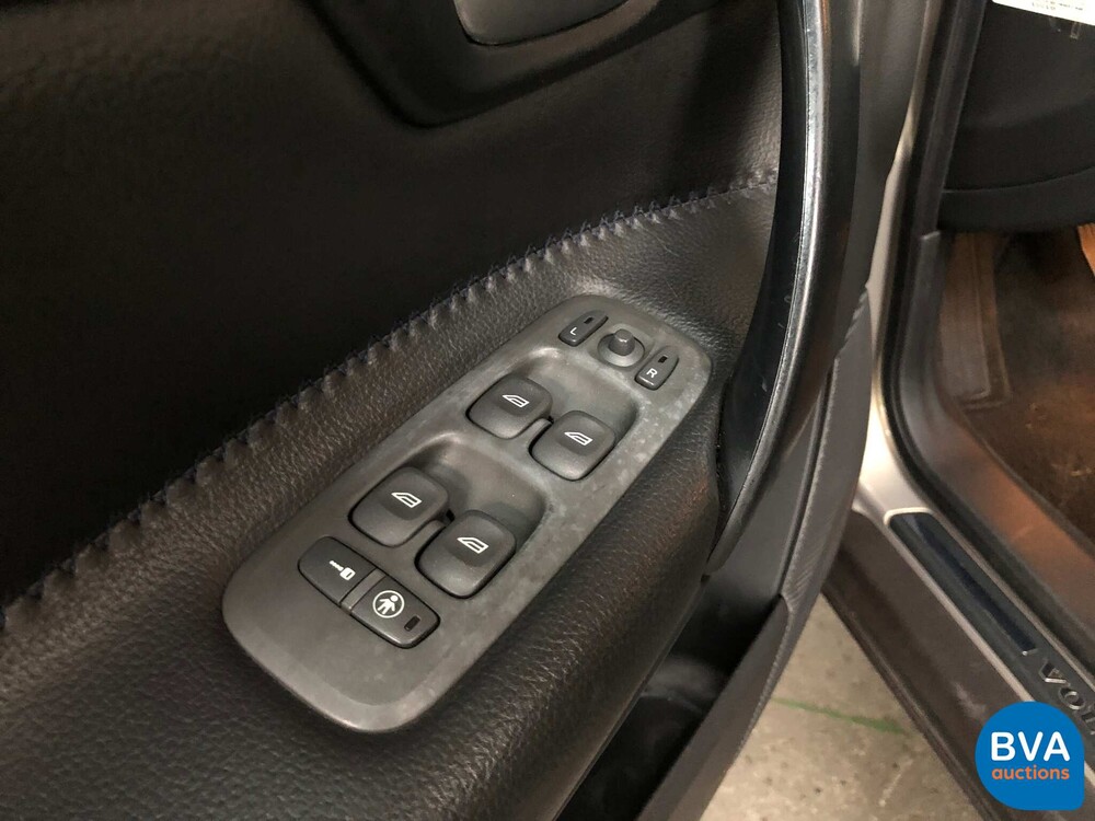 Volvo V70 Cross Country 2.4 4WD 200pk, 75-GR-NT