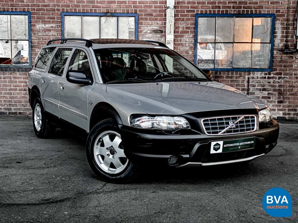 Volvo V70 Cross Country 2.4 4WD 200pk, 75-GR-NT