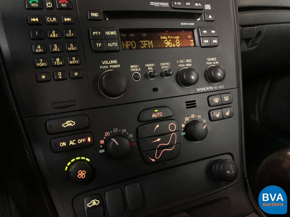 Volvo V70 Cross Country 2.4 4WD 200pk, 75-GR-NT